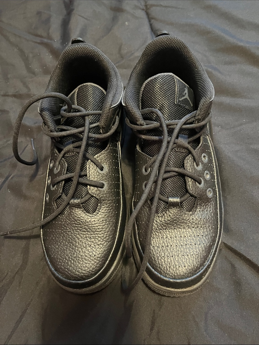 Jordan All-Black Leather Low-Top Sneakers size US 5Y Eur 37.5